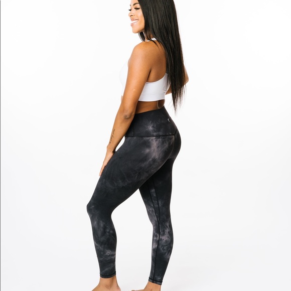 ZYIA Pants - Zyia Midnight Hendrix Brilliant Hi-Rise 7/8 24" Leggings Size 16-18